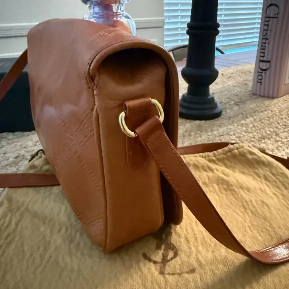 Yves Saint Laurent Brown Crossbody Bag- Authenticity provided - Picture 7 of 8
